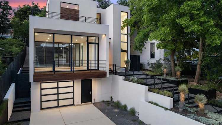 1208 W 8th ST Austin, TX 78703