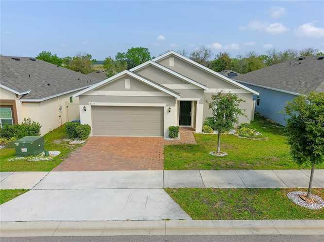 9697 Early LOOP Groveland, FL 34736