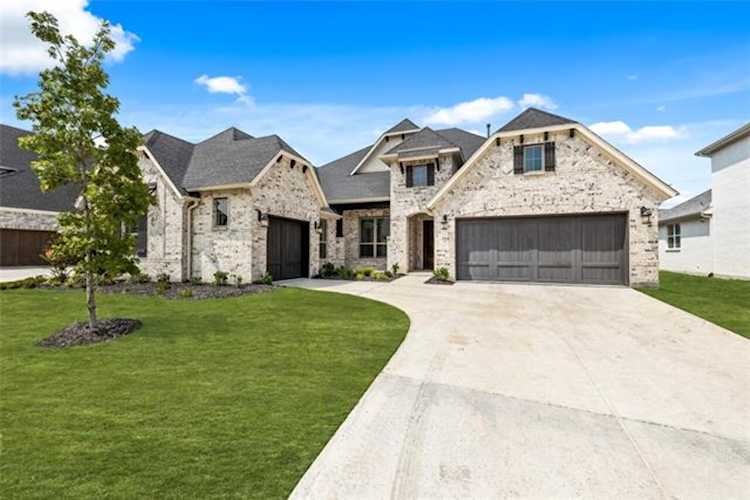 3304 Zenyatta Court Celina, TX 75009