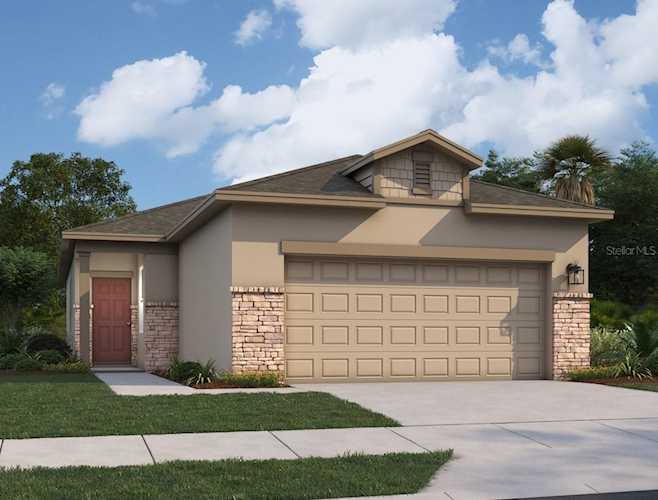 8711 Sportsman LOOP Groveland, FL 34736