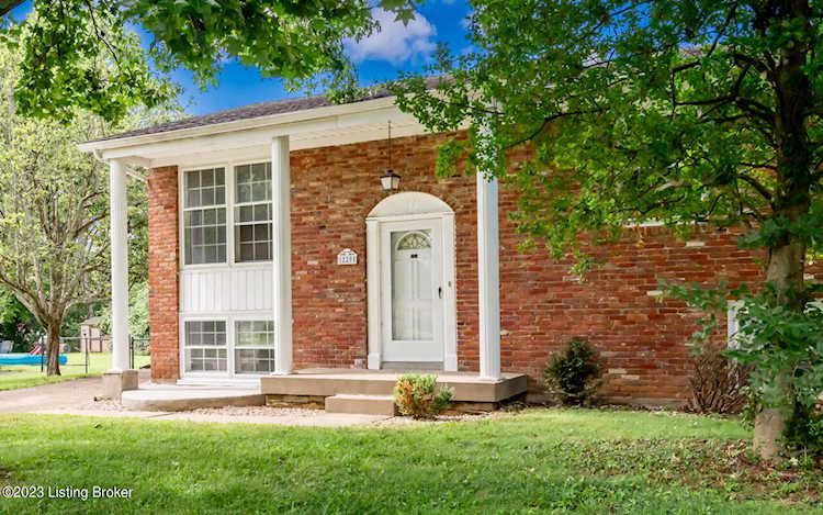 12205 Brightfield Dr Louisville, KY 40243