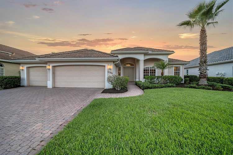 2986 Bravura Lake Dr Sarasota, FL 34240