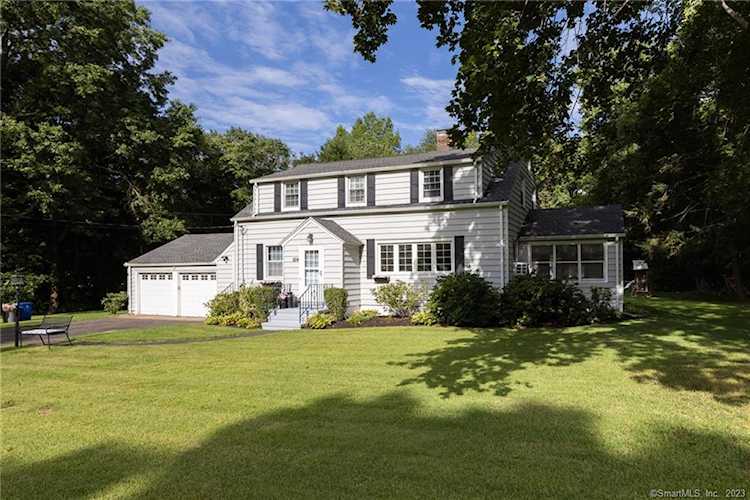 804 Walnut Hill Rd Orange, CT 06477