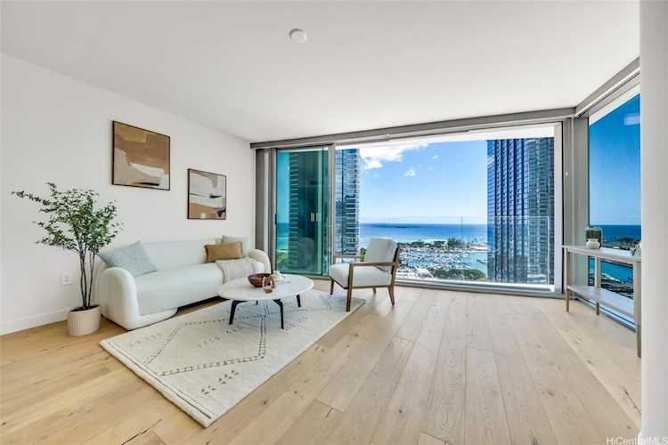 1001 Queen Street #1901 Honolulu, HI 96814