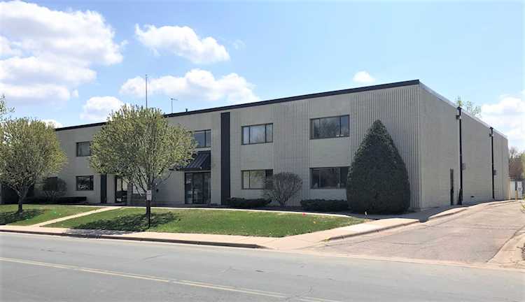 2105 Daniels Street Long Lake, MN 55356