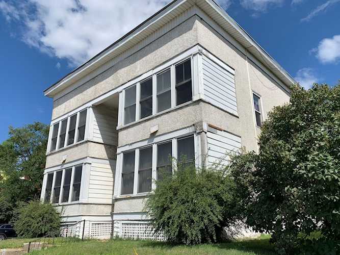 1609 Saint Anthony Avenue Saint Paul, MN 55104