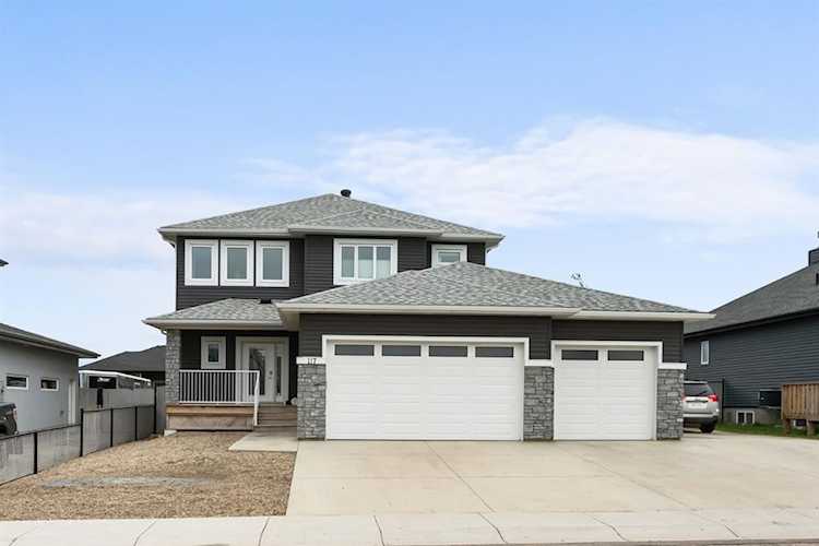 117 Beaverlodge Close Fort McMurray, AB T9H 2