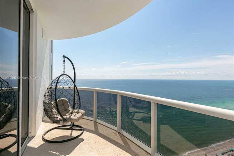 15901 Collins Ave #2702 Sunny Isles Beach, FL 33160