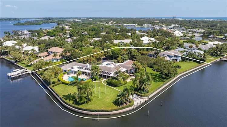 510 & 512 River Dr Vero Beach, FL 32963