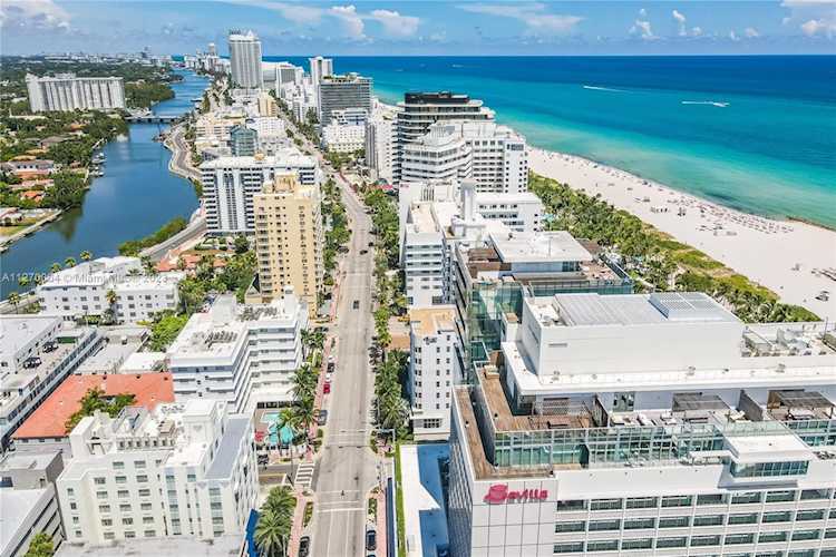 2899 Collins Ave #612 Miami Beach, FL 33140