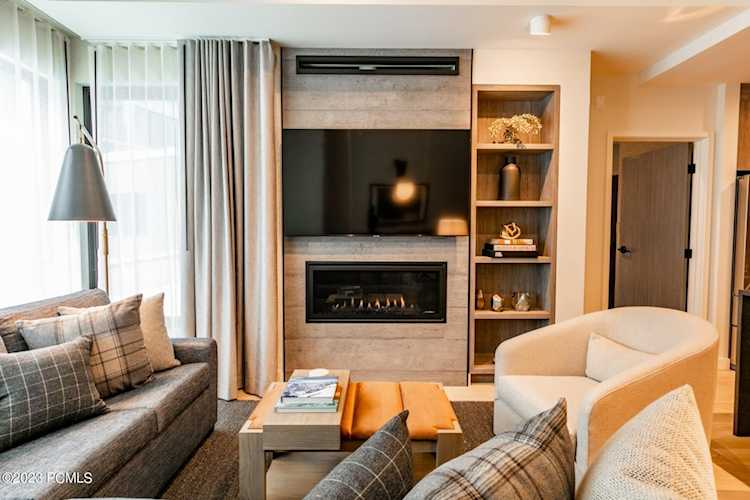 2417 High Mountain Rd Park City, UT 84098