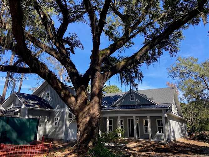 27 Bellereve Dr Okatie, SC 29909