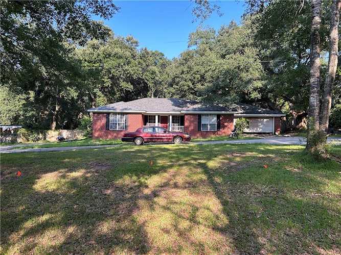 12602 Mckee Road Irvington, AL 36544