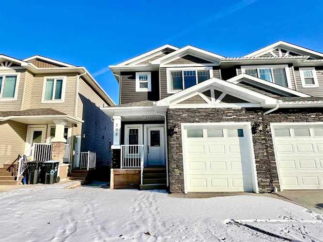 208 Shalestone Way Fort McMurray, AB T9K 0