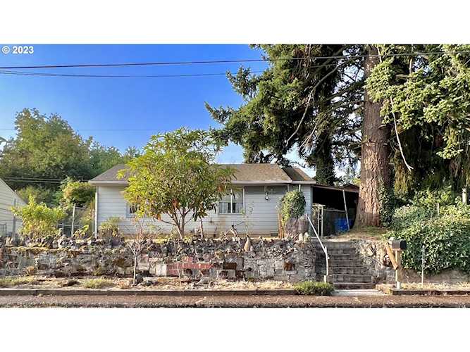 4003 E 14th ST, Vancouver, WA 98661 | MLS# 23136942 Photo 1