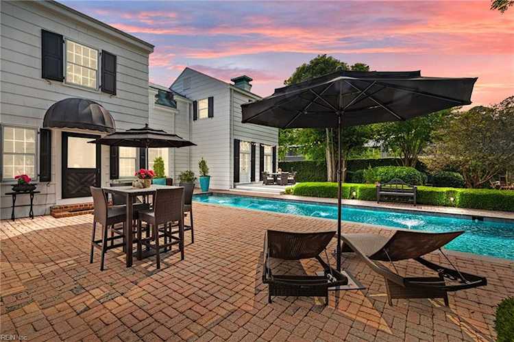 1101 Cedar Point Dr Virginia Beach, VA 23451