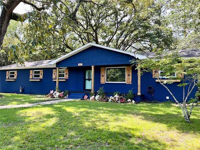 901 Cleveland Road Saraland, AL 36571