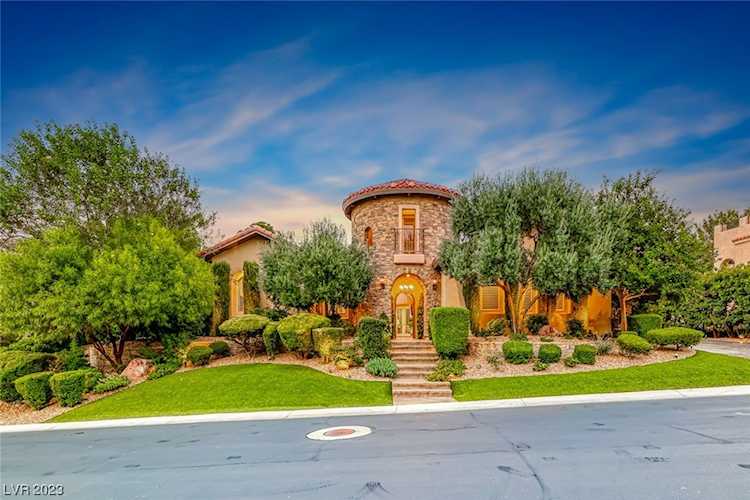 5 Sankaty Circle Henderson, NV 89052