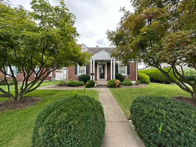 190 Spruce St home for sale in Emmaus, PA - Homeway Real Estate Photo 1