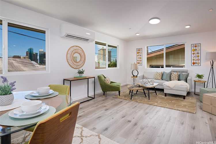 120 Milo Lane Honolulu, HI 96813