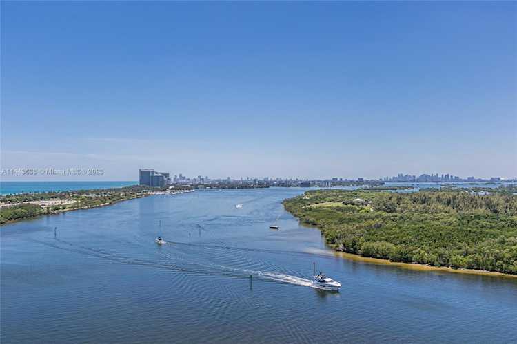 300 Bayview Dr #1914 Sunny Isles Beach, FL 33160