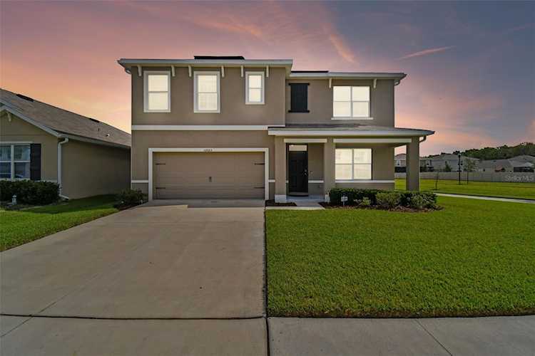32665 Brooks Hawk Ln Wesley Chapel, FL 33543