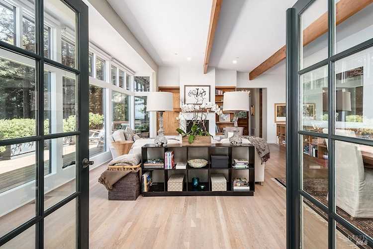 312 Summit Drive Corte Madera, CA 94925