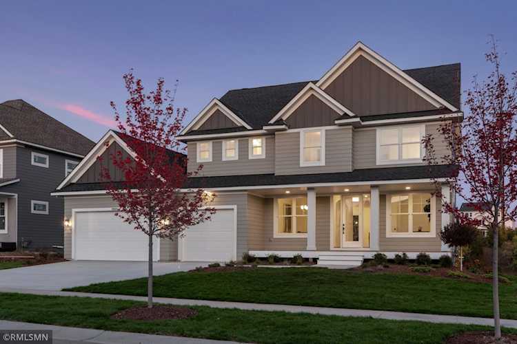 9599 Iron Horse Road Woodbury, MN 55129