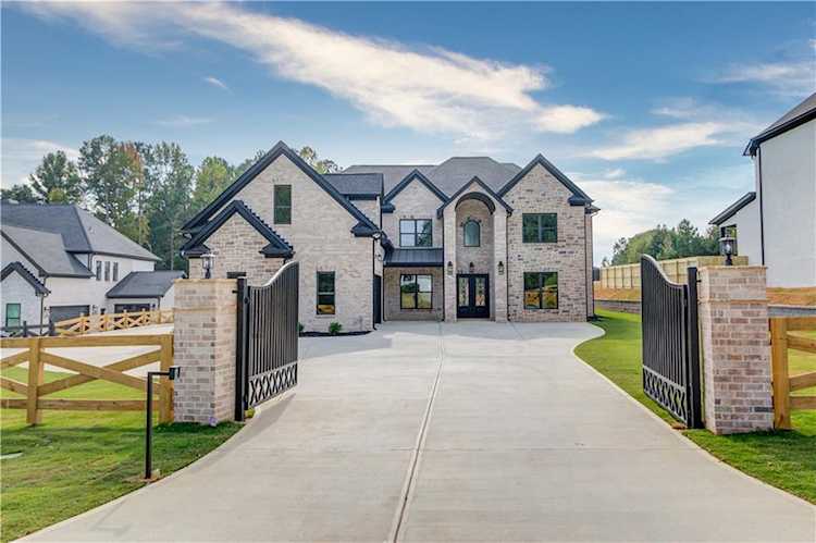 1572 Harbins Road Dacula, GA 30019