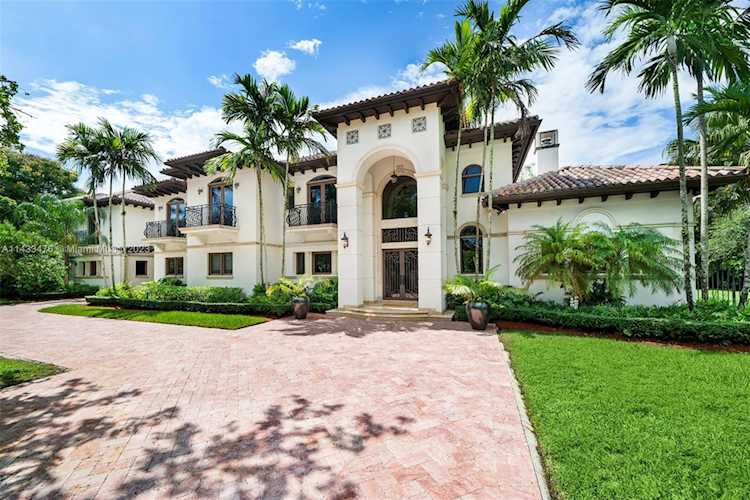 5950 SW 111th St Pinecrest, FL 33156