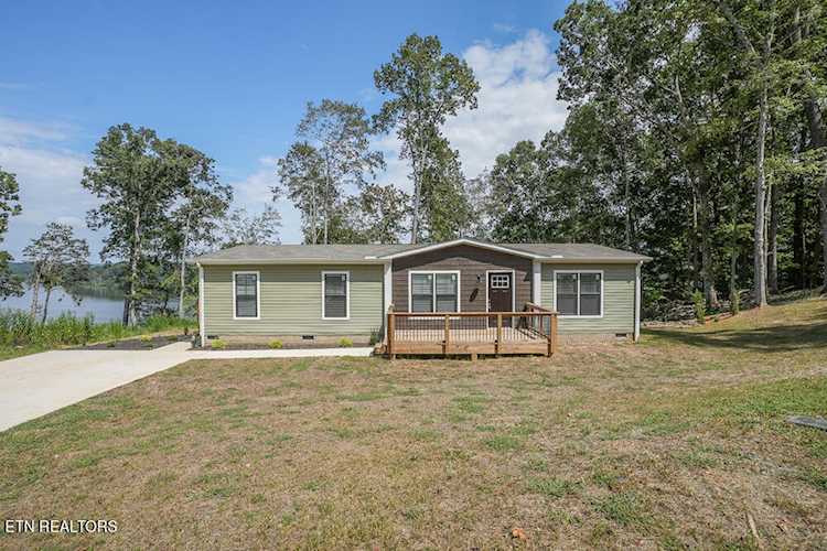 209 Lakeshore Vista Dr Kingston, TN 37763