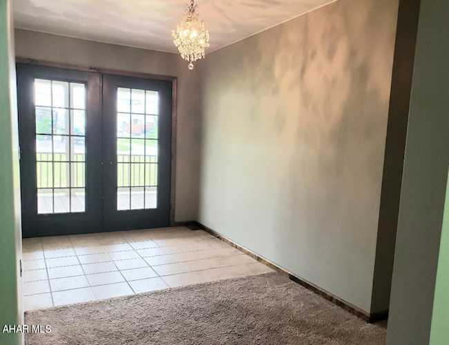 683 Sugar Run Rd in Altoona, PA