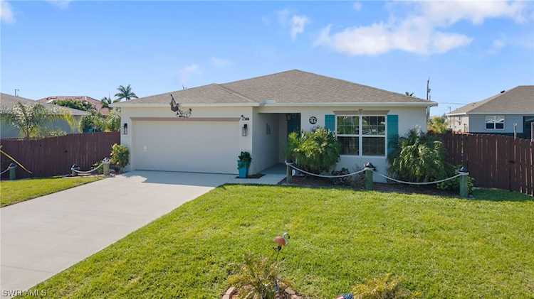 1016 NW 36th Place Cape Coral, FL 33993