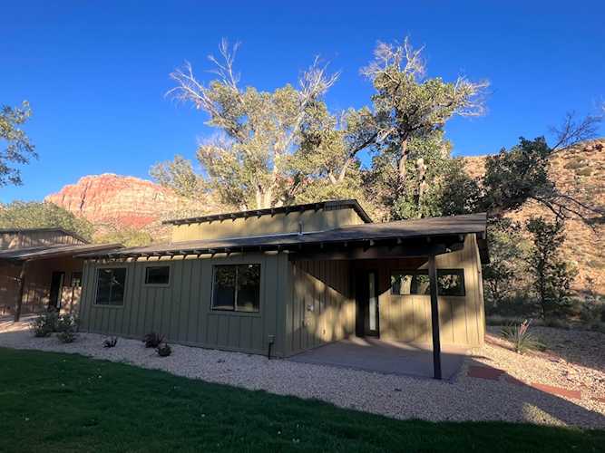 1775 Zion Park #8 Springdale, UT 84767