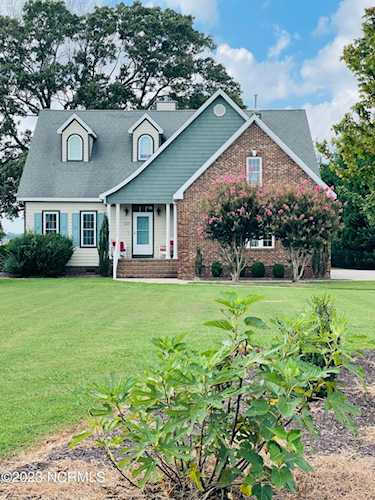 157 Pelican Pointe Dr Elizabeth City, NC 27909
