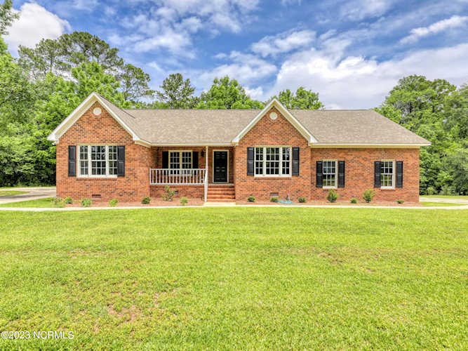 233 Beaufort Rd Pollocksville, NC 28573