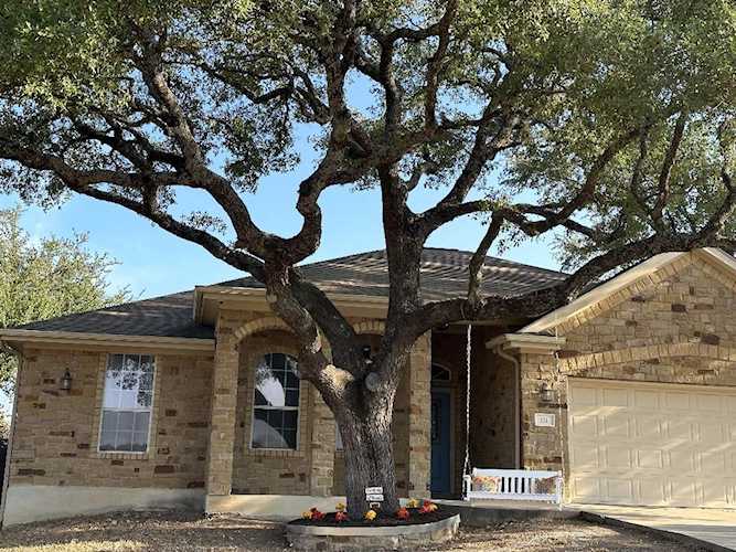 121 E Wildflower BLVD Marble Falls, TX 78654