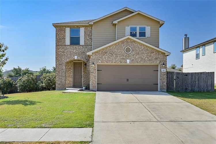 503 Estes PARK Taylor, TX 76574