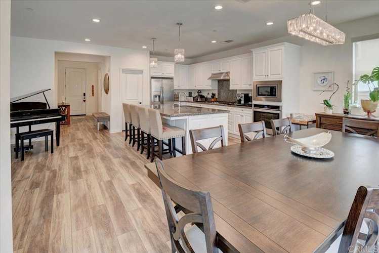 913 Camino Aldea Chula Vista, CA 91913