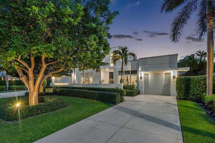 2148 W Maya Palm Drive Boca Raton, FL 33432