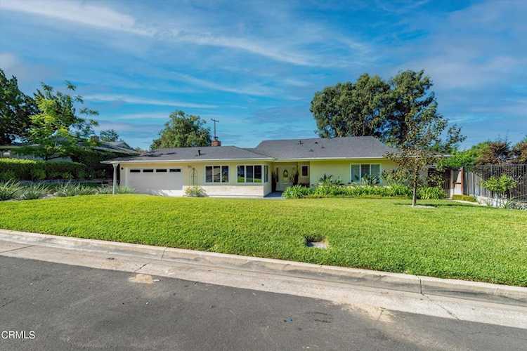 334 Parkman St Altadena, CA 91001