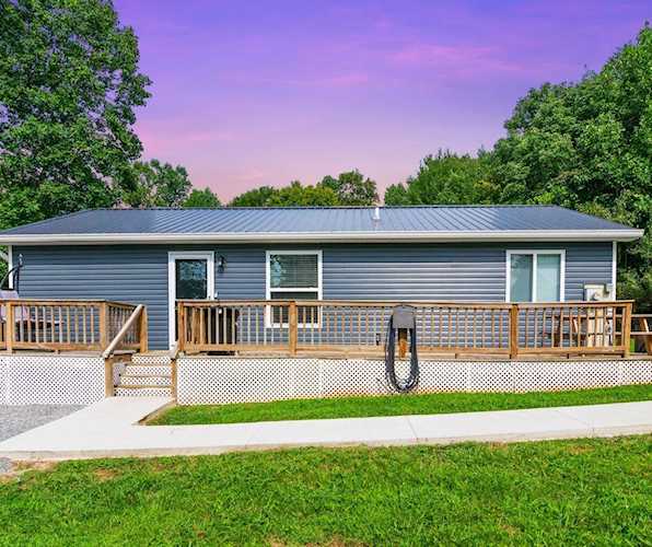 840 Harbor Springs Rd Jamestown, KY 42629