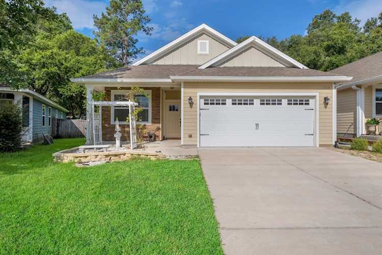 1910 Sagebrook Dr Tallahassee, FL 32303