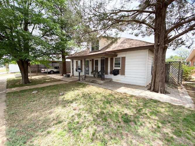 507 5th Street Abernathy, TX 79311