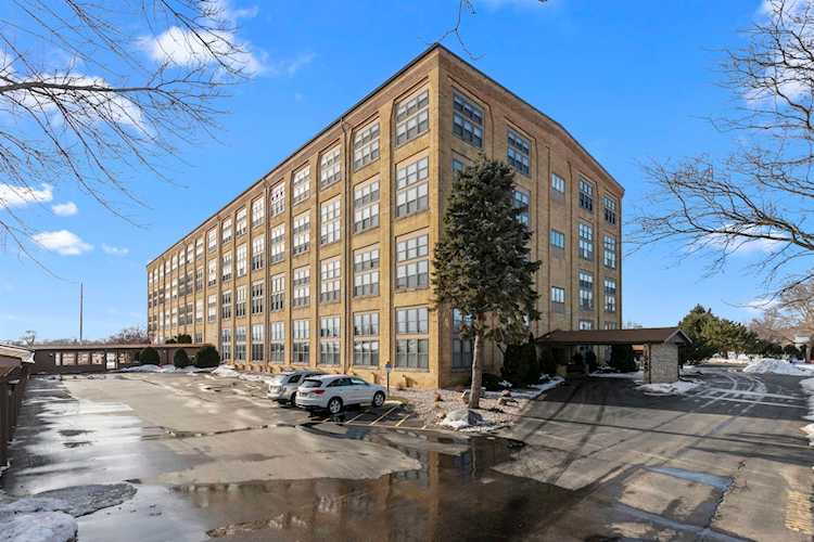 1545 Arboretum Dr #201 Oshkosh, City of Oshkosh, WI 54901-2797