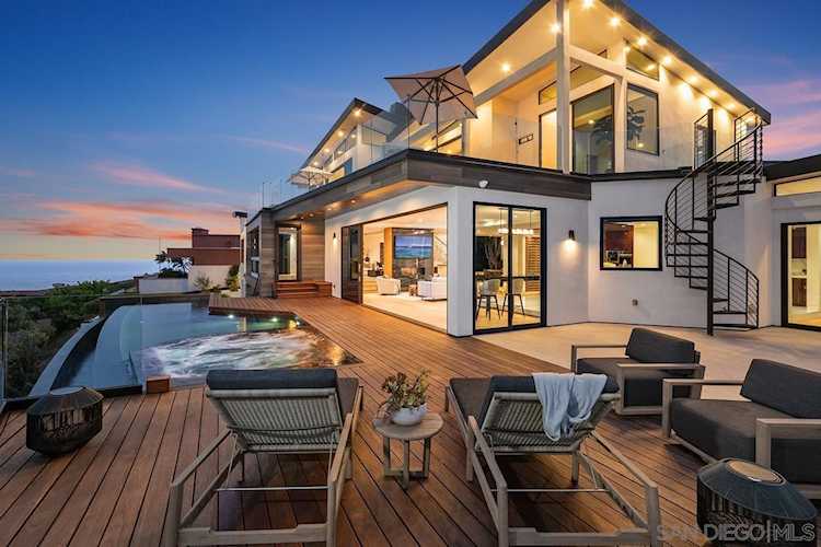 5727 Baja Mar La Jolla, CA 92037