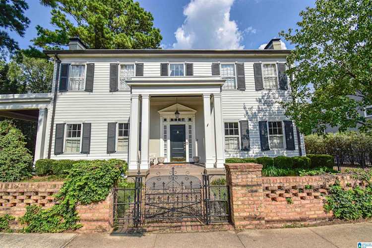 709 Queen City Avenue Tuscaloosa, AL 35401