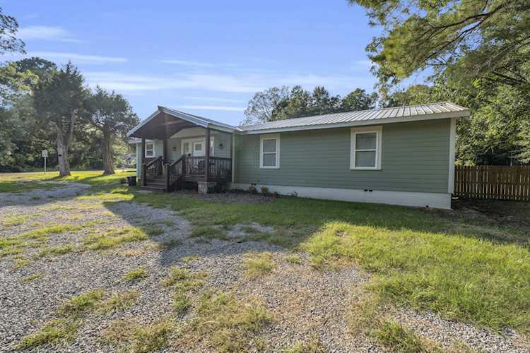 102 Curtis St Starkville, MS 39759