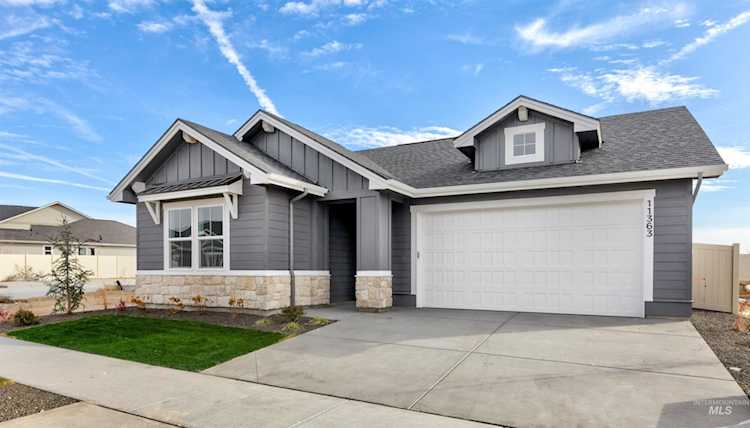 137 S Ziklag Ave Kuna, ID 83634