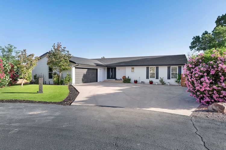 Homes for Sale in St George Utah Real Estate Photo 1